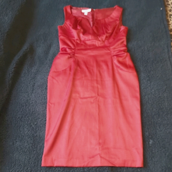 Red Dress - Picture 1 of 6